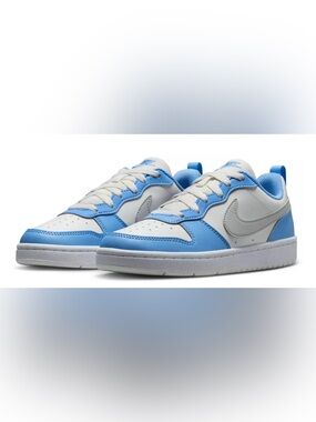 Nike Kids Low-Top Sneakers in White and Light Blue
